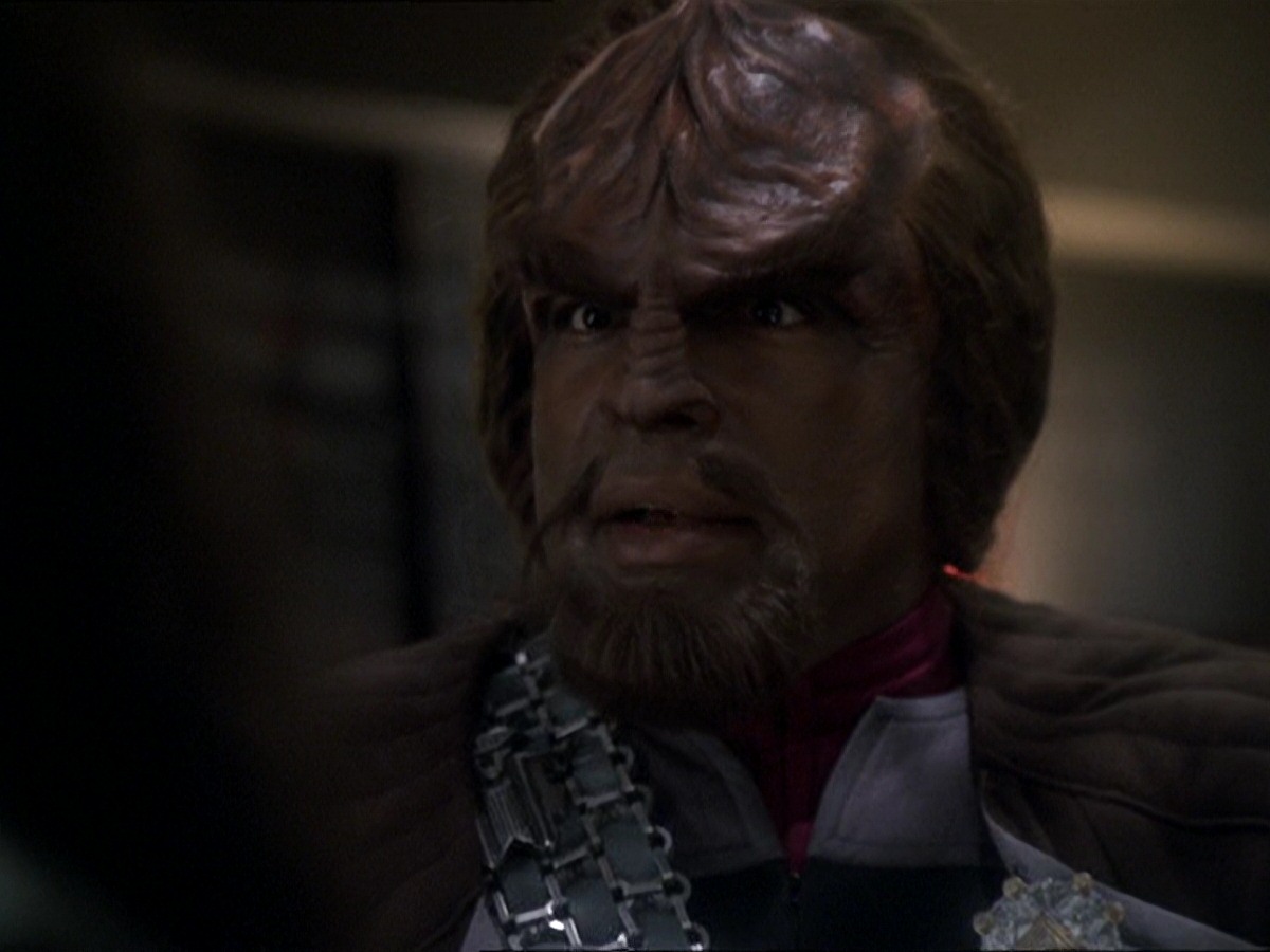 extant_StarTrek_DS9_7x22-TackingIntoTheWind_3336.jpg