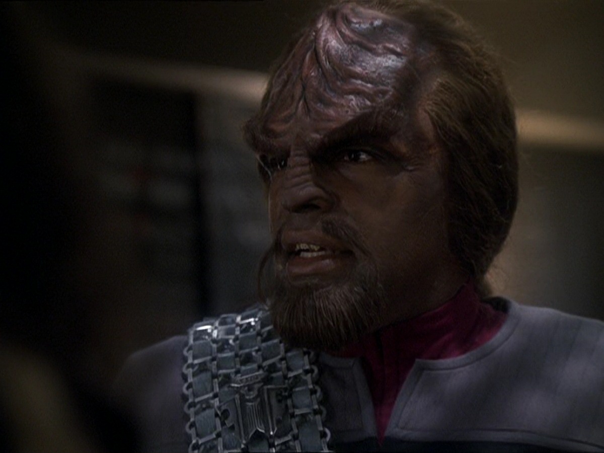 extant_StarTrek_DS9_7x22-TackingIntoTheWind_3370.jpg