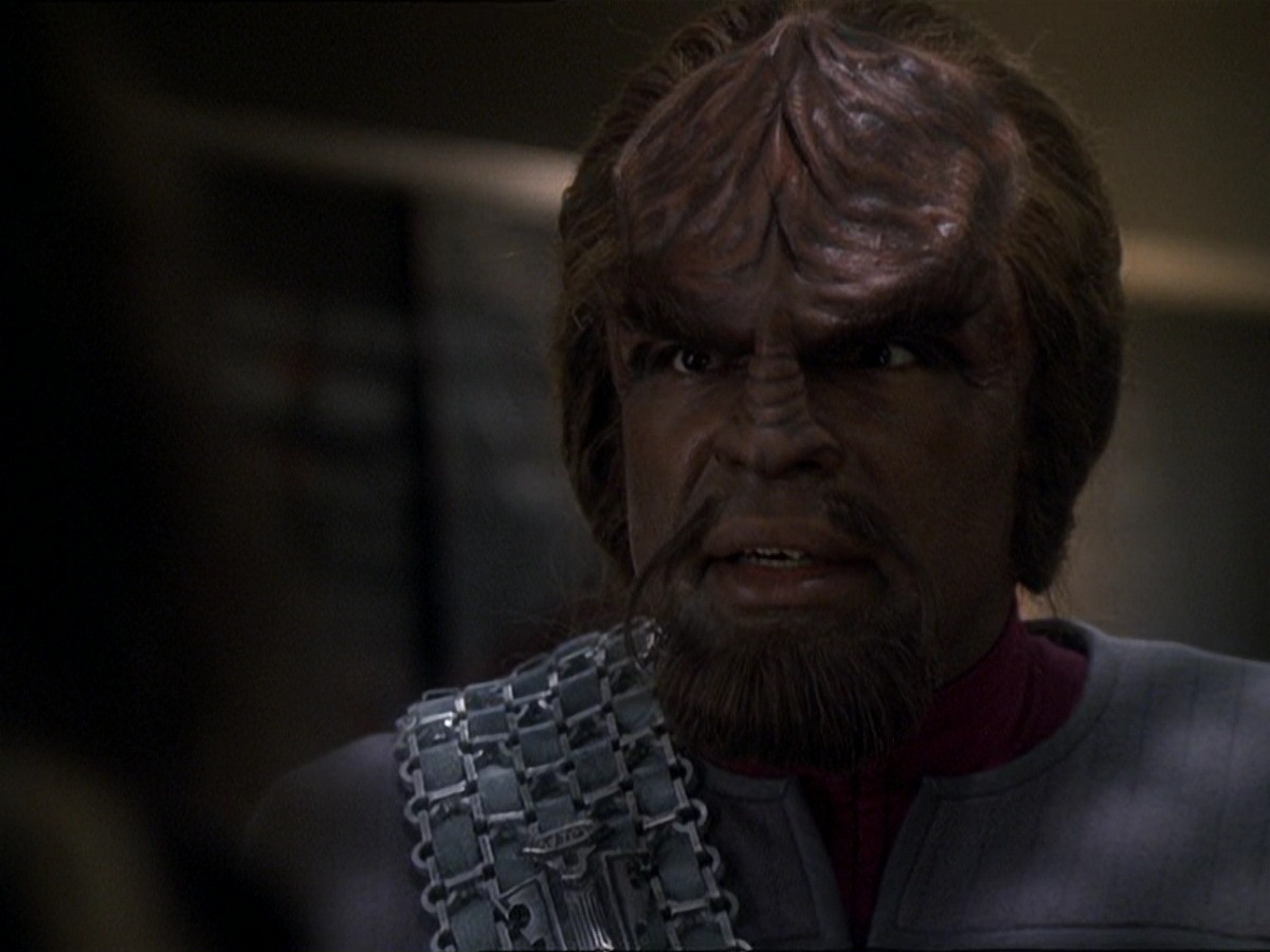 extant_StarTrek_DS9_7x22-TackingIntoTheWind_3377.jpg