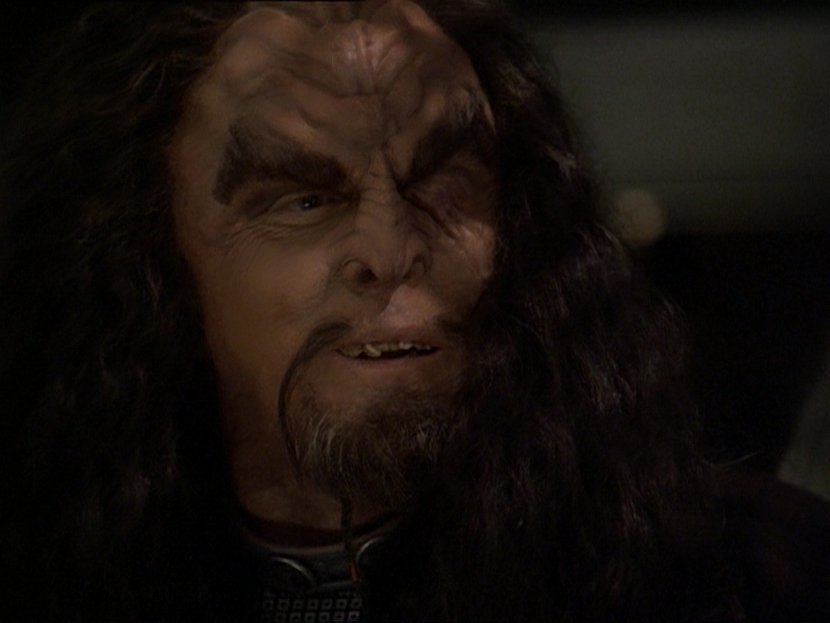 extant_StarTrek_DS9_7x22-TackingIntoTheWind_3380.jpg