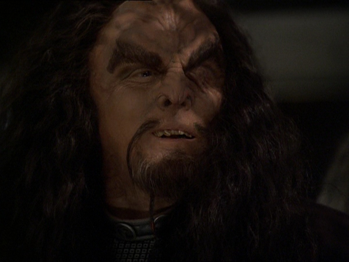extant_StarTrek_DS9_7x22-TackingIntoTheWind_3381.jpg