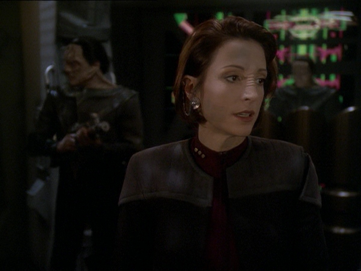extant_StarTrek_DS9_7x22-TackingIntoTheWind_3409.jpg