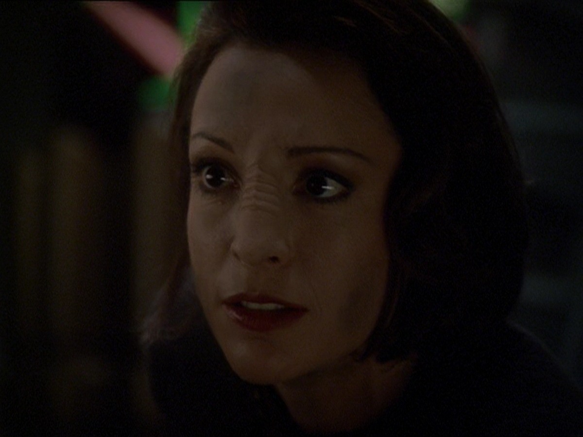 extant_StarTrek_DS9_7x22-TackingIntoTheWind_3451.jpg