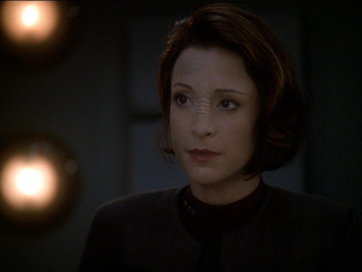 extant_StarTrek_DS9_7x22-TackingIntoTheWind_3587.jpg