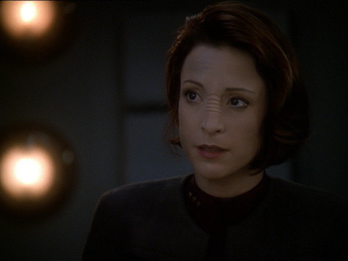 extant_StarTrek_DS9_7x22-TackingIntoTheWind_3588.jpg