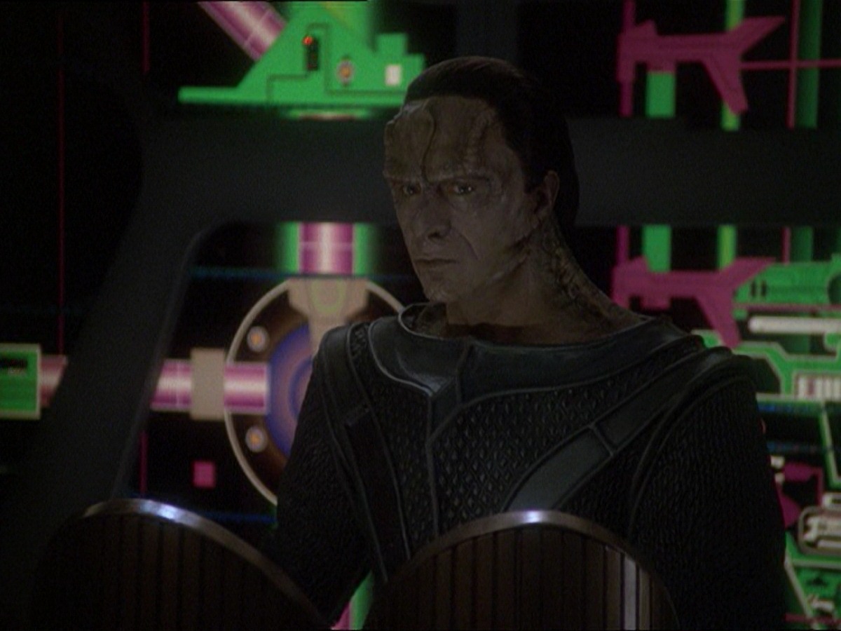 extant_StarTrek_DS9_7x22-TackingIntoTheWind_3642.jpg