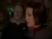 extant_StarTrek_DS9_7x22-TackingIntoTheWind_0063.jpg