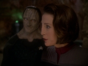 extant_StarTrek_DS9_7x22-TackingIntoTheWind_0064.jpg