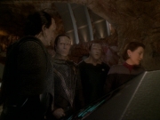 extant_StarTrek_DS9_7x22-TackingIntoTheWind_0076.jpg