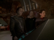 Filename=extant_StarTrek_DS9_7x22-TackingIntoTheWind_0118.jpg
Filesize=147KiB
Dimensions=1200x900
Date added=Jan 22, 2020 extant_StarTrek_DS9_7x22-TackingIntoTheWind_0118.jpg