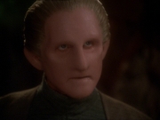 extant_StarTrek_DS9_7x22-TackingIntoTheWind_0167.jpg