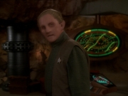 extant_StarTrek_DS9_7x22-TackingIntoTheWind_0185.jpg