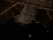 Filename=extant_StarTrek_DS9_7x22-TackingIntoTheWind_0317.jpg
Filesize=124KiB
Dimensions=1200x900
Date added=Jan 22, 2020 extant_StarTrek_DS9_7x22-TackingIntoTheWind_0317.jpg