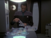 Filename=extant_StarTrek_DS9_7x22-TackingIntoTheWind_0586.jpg
Filesize=147KiB
Dimensions=1200x900
Date added=Jan 22, 2020 extant_StarTrek_DS9_7x22-TackingIntoTheWind_0586.jpg