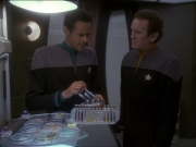 Filename=extant_StarTrek_DS9_7x22-TackingIntoTheWind_0682.jpg
Filesize=144KiB
Dimensions=1200x900
Date added=Jan 22, 2020 extant_StarTrek_DS9_7x22-TackingIntoTheWind_0682.jpg