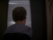 extant_StarTrek_DS9_7x22-TackingIntoTheWind_0751.jpg