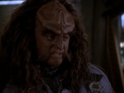 extant_StarTrek_DS9_7x22-TackingIntoTheWind_0766.jpg