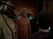 Filename=extant_StarTrek_DS9_7x22-TackingIntoTheWind_0923.jpg
Filesize=158KiB
Dimensions=1200x900
Date added=Jan 22, 2020 extant_StarTrek_DS9_7x22-TackingIntoTheWind_0923.jpg
