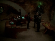 Filename=extant_StarTrek_DS9_7x22-TackingIntoTheWind_1155.jpg
Filesize=139KiB
Dimensions=1200x900
Date added=Jan 22, 2020 extant_StarTrek_DS9_7x22-TackingIntoTheWind_1155.jpg