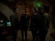 Filename=extant_StarTrek_DS9_7x22-TackingIntoTheWind_1169.jpg
Filesize=139KiB
Dimensions=1200x900
Date added=Jan 22, 2020 extant_StarTrek_DS9_7x22-TackingIntoTheWind_1169.jpg