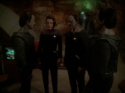 Filename=extant_StarTrek_DS9_7x22-TackingIntoTheWind_1177.jpg
Filesize=146KiB
Dimensions=1200x900
Date added=Jan 22, 2020 extant_StarTrek_DS9_7x22-TackingIntoTheWind_1177.jpg