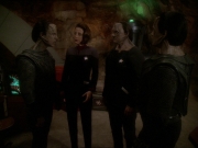 Filename=extant_StarTrek_DS9_7x22-TackingIntoTheWind_1182.jpg
Filesize=145KiB
Dimensions=1200x900
Date added=Jan 22, 2020 extant_StarTrek_DS9_7x22-TackingIntoTheWind_1182.jpg