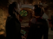 Filename=extant_StarTrek_DS9_7x22-TackingIntoTheWind_1253.jpg
Filesize=141KiB
Dimensions=1200x900
Date added=Jan 22, 2020 extant_StarTrek_DS9_7x22-TackingIntoTheWind_1253.jpg
