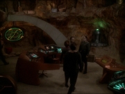 Filename=extant_StarTrek_DS9_7x22-TackingIntoTheWind_1339.jpg
Filesize=162KiB
Dimensions=1200x900
Date added=Jan 22, 2020 extant_StarTrek_DS9_7x22-TackingIntoTheWind_1339.jpg