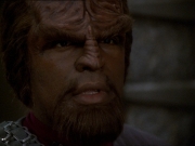 extant_StarTrek_DS9_7x22-TackingIntoTheWind_1529.jpg