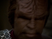extant_StarTrek_DS9_7x22-TackingIntoTheWind_1532.jpg
