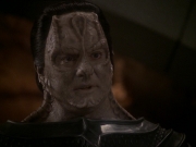 extant_StarTrek_DS9_7x22-TackingIntoTheWind_1570.jpg