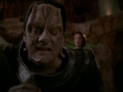 Filename=extant_StarTrek_DS9_7x22-TackingIntoTheWind_1644.jpg
Filesize=135KiB
Dimensions=1200x900
Date added=Jan 22, 2020 extant_StarTrek_DS9_7x22-TackingIntoTheWind_1644.jpg