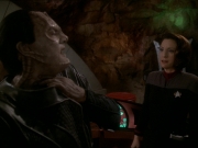 Filename=extant_StarTrek_DS9_7x22-TackingIntoTheWind_1649.jpg
Filesize=140KiB
Dimensions=1200x900
Date added=Jan 22, 2020 extant_StarTrek_DS9_7x22-TackingIntoTheWind_1649.jpg
