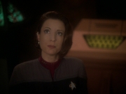 Filename=extant_StarTrek_DS9_7x22-TackingIntoTheWind_1683.jpg
Filesize=122KiB
Dimensions=1200x900
Date added=Jan 22, 2020 extant_StarTrek_DS9_7x22-TackingIntoTheWind_1683.jpg