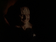 Filename=extant_StarTrek_DS9_7x22-TackingIntoTheWind_1707.jpg
Filesize=102KiB
Dimensions=1200x900
Date added=Jan 22, 2020 extant_StarTrek_DS9_7x22-TackingIntoTheWind_1707.jpg