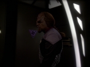Filename=extant_StarTrek_DS9_7x22-TackingIntoTheWind_1740.jpg
Filesize=117KiB
Dimensions=1200x900
Date added=Jan 22, 2020 extant_StarTrek_DS9_7x22-TackingIntoTheWind_1740.jpg