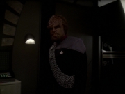 Filename=extant_StarTrek_DS9_7x22-TackingIntoTheWind_1741.jpg
Filesize=108KiB
Dimensions=1200x900
Date added=Jan 22, 2020 extant_StarTrek_DS9_7x22-TackingIntoTheWind_1741.jpg