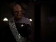 Filename=extant_StarTrek_DS9_7x22-TackingIntoTheWind_1743.jpg
Filesize=122KiB
Dimensions=1200x900
Date added=Jan 22, 2020 extant_StarTrek_DS9_7x22-TackingIntoTheWind_1743.jpg
