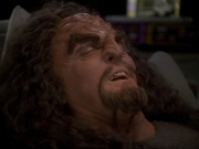 Filename=extant_StarTrek_DS9_7x22-TackingIntoTheWind_1853.jpg
Filesize=144KiB
Dimensions=1200x900
Date added=Jan 22, 2020 extant_StarTrek_DS9_7x22-TackingIntoTheWind_1853.jpg