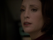 extant_StarTrek_DS9_7x22-TackingIntoTheWind_2031.jpg
