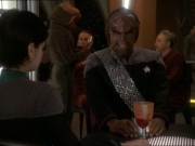 extant_StarTrek_DS9_7x22-TackingIntoTheWind_2154.jpg