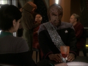 extant_StarTrek_DS9_7x22-TackingIntoTheWind_2157.jpg