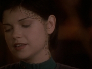 extant_StarTrek_DS9_7x22-TackingIntoTheWind_2175.jpg