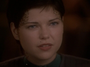 extant_StarTrek_DS9_7x22-TackingIntoTheWind_2179.jpg
