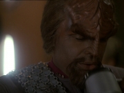 Filename=extant_StarTrek_DS9_7x22-TackingIntoTheWind_2212.jpg
Filesize=131KiB
Dimensions=1200x900
Date added=Jan 22, 2020 extant_StarTrek_DS9_7x22-TackingIntoTheWind_2212.jpg