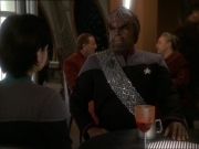 extant_StarTrek_DS9_7x22-TackingIntoTheWind_2269.jpg