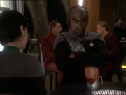 extant_StarTrek_DS9_7x22-TackingIntoTheWind_2271.jpg