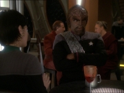 extant_StarTrek_DS9_7x22-TackingIntoTheWind_2272.jpg