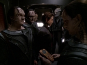 Filename=extant_StarTrek_DS9_7x22-TackingIntoTheWind_2413.jpg
Filesize=161KiB
Dimensions=1200x900
Date added=Jan 22, 2020 extant_StarTrek_DS9_7x22-TackingIntoTheWind_2413.jpg