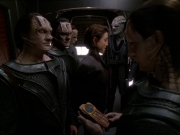 Filename=extant_StarTrek_DS9_7x22-TackingIntoTheWind_2414.jpg
Filesize=161KiB
Dimensions=1200x900
Date added=Jan 22, 2020 extant_StarTrek_DS9_7x22-TackingIntoTheWind_2414.jpg